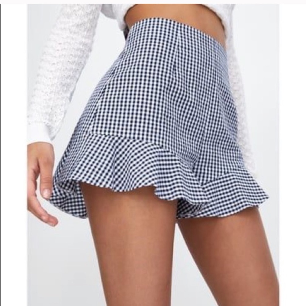 Zara Plaid Ruffle Shorts